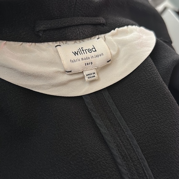 Aritzia Wilfred Chevalier Cropped Blazer Black - Picture 5 of 5